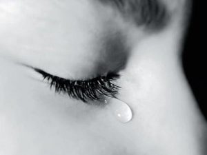 mơ thấy mình khóc
