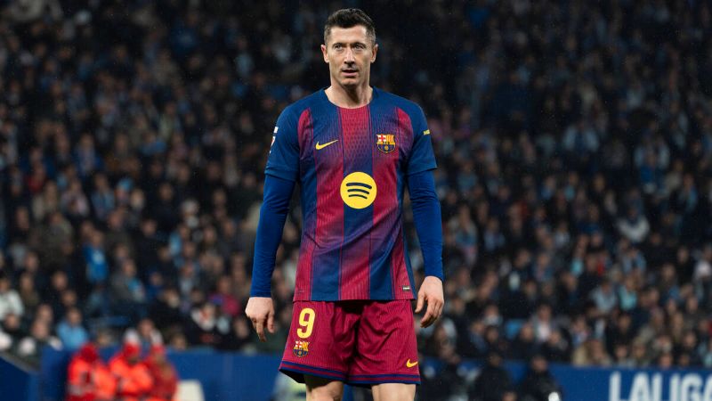 robert-lewandowski-tien-dao-trung-tam-cua-barcelona