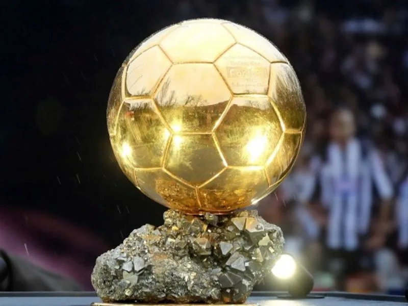 qua bong vang fifa la gi lich su va nhung huyen thoai bong da