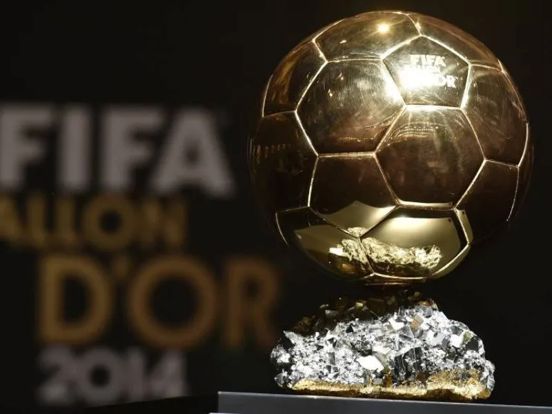 qua bong vang fifa la gi lich su va nhung huyen thoai bong da